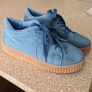 Denim platform sneakers